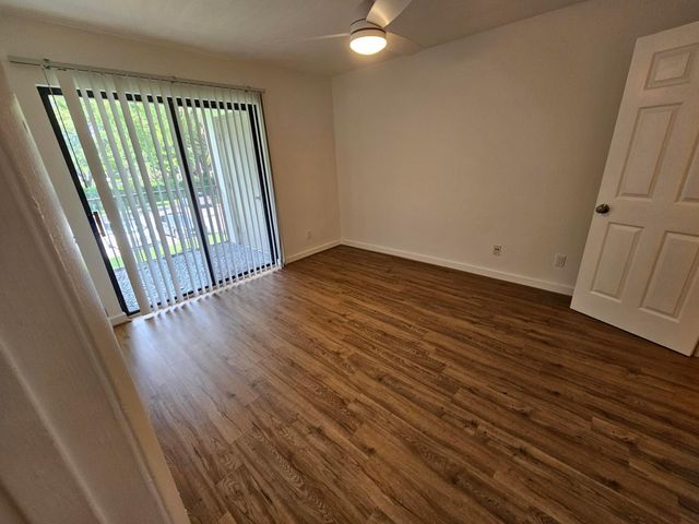 630 S Park Road 21-3, Hollywood, FL 33021