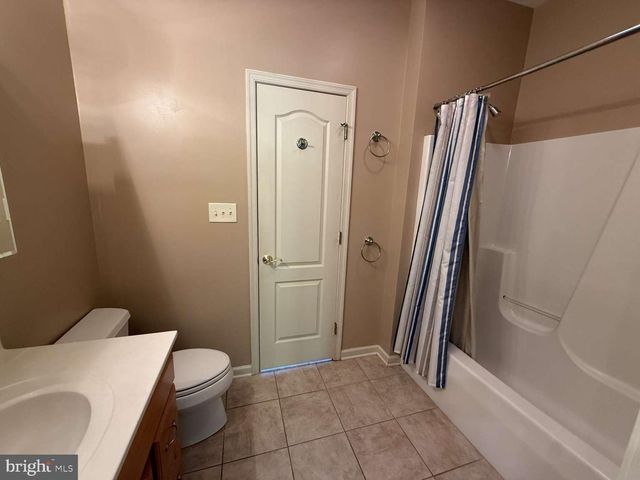 7 HICKORY HILL RD, Cockeysville, MD 21030