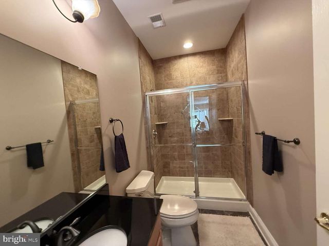 7 HICKORY HILL RD, Cockeysville, MD 21030