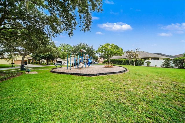 2722 WINGLEWOOD CIRCLE, Lutz, FL 33558