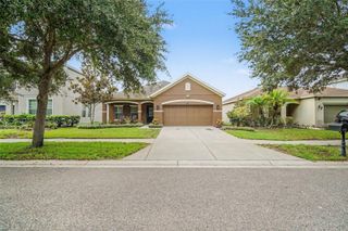 2722 WINGLEWOOD CIRCLE, Lutz, FL 33558