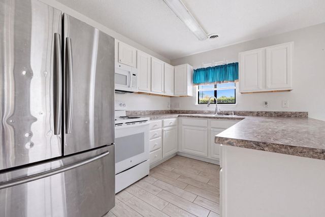 1850 Colony Dr Apt 2S, Surfside Beach, SC 29575