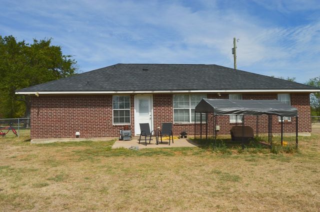 528 N 5th Street, Quinlan, TX 75474