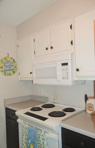528 N 5th Street, Quinlan, TX 75474