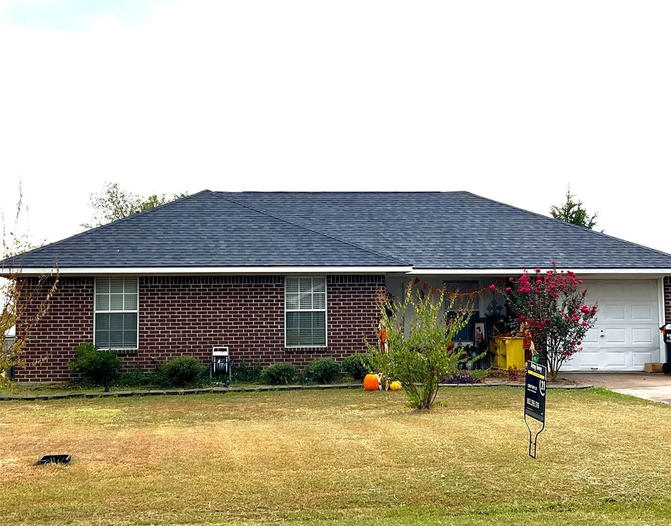528 N 5th Street, Quinlan, TX 75474