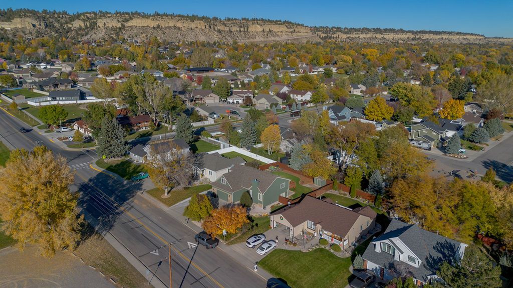 2411 38th Street W, Billings, MT 59102 photo 3