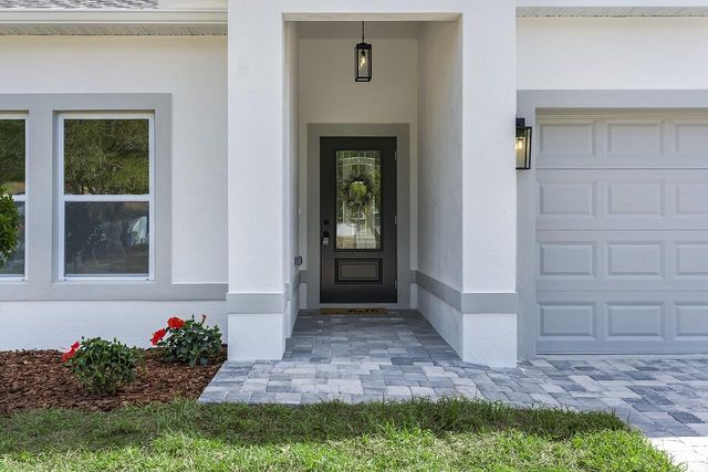 8636 100th Avenue, Vero Beach, FL 32967