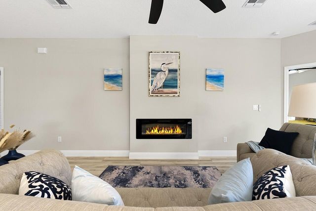 8636 100th Avenue, Vero Beach, FL 32967