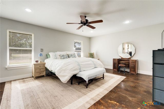 469 Whispering Oaks Loop, Killeen, TX 76549