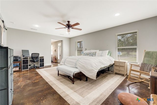 469 Whispering Oaks Loop, Killeen, TX 76549