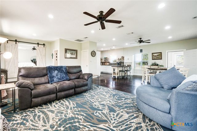 469 Whispering Oaks Loop, Killeen, TX 76549