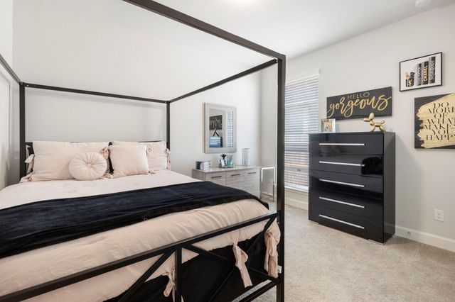 616 Sand Branch Drive, Conroe, TX 77304