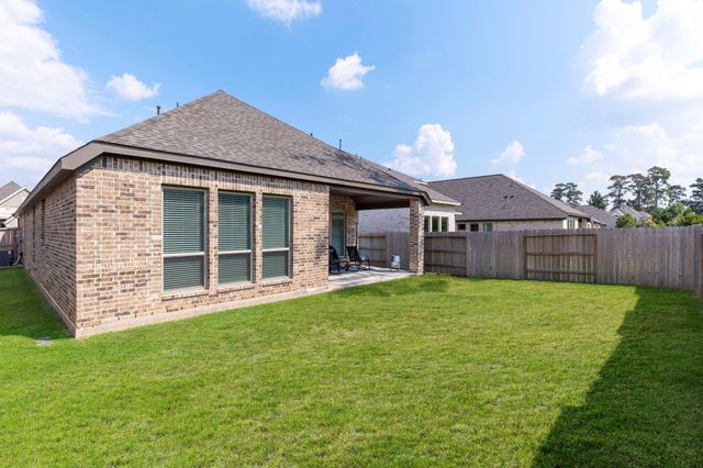 616 Sand Branch Drive, Conroe, TX 77304