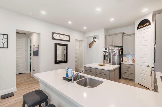 616 Sand Branch Drive, Conroe, TX 77304