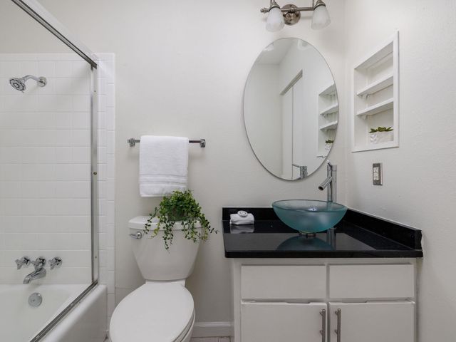 7920 Rockwood LN 237, Austin, TX 78757