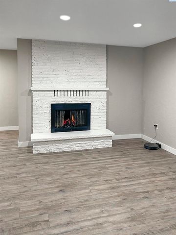 308 & 310 N 12th Ave, Pasco, WA 99301