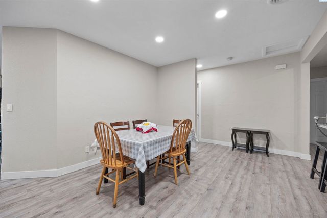 308 & 310 N 12th Ave, Pasco, WA 99301