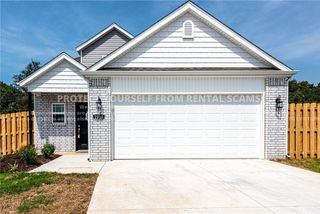 2910 7th Street, Rogers, AR 72758