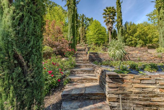 6700 Horizon Dr, Placerville, CA 95667
