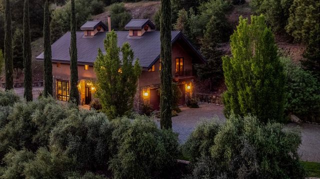 6700 Horizon Dr, Placerville, CA 95667