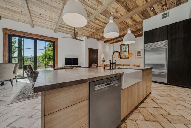 6700 Horizon Dr, Placerville, CA 95667