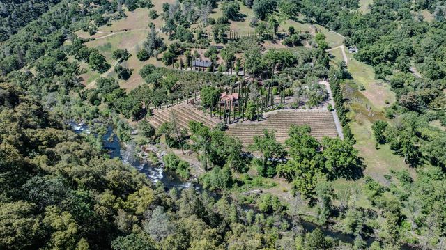 6700 Horizon Dr, Placerville, CA 95667