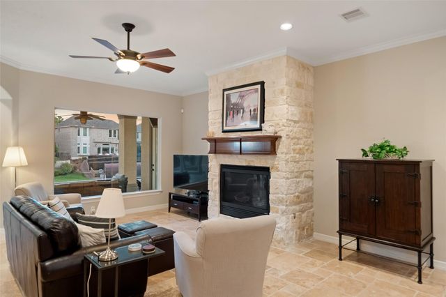 12323 Longmire Cove, Conroe, TX 77304