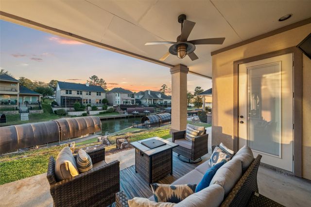 12323 Longmire Cove, Conroe, TX 77304