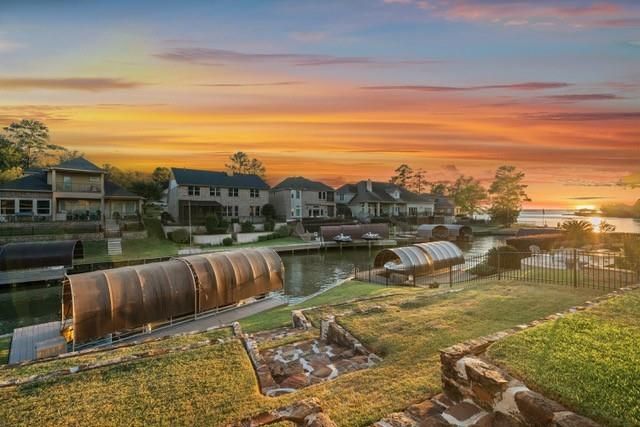 12323 Longmire Cove, Conroe, TX 77304