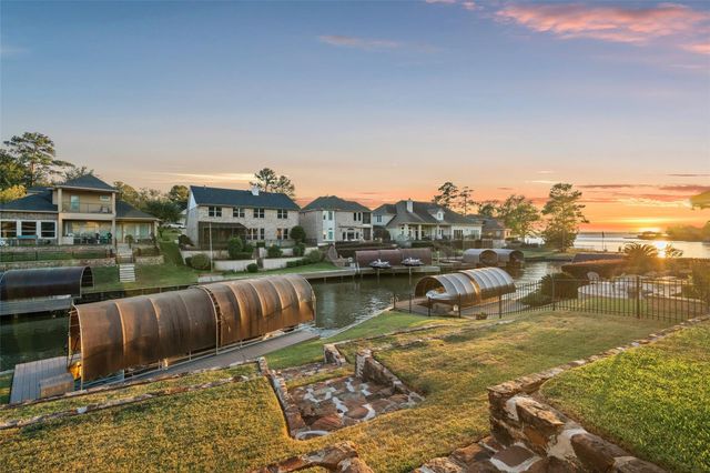 12323 Longmire Cove, Conroe, TX 77304