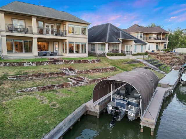 12323 Longmire Cove, Conroe, TX 77304