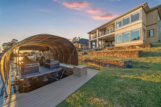 12323 Longmire Cove, Conroe, TX 77304