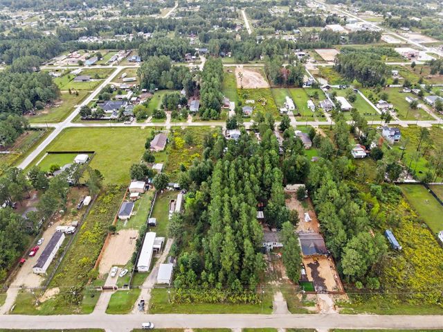 417 County Road 3546 Road, Cleveland, TX 77327