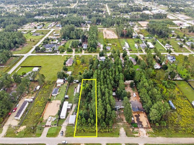 417 County Road 3546 Road, Cleveland, TX 77327