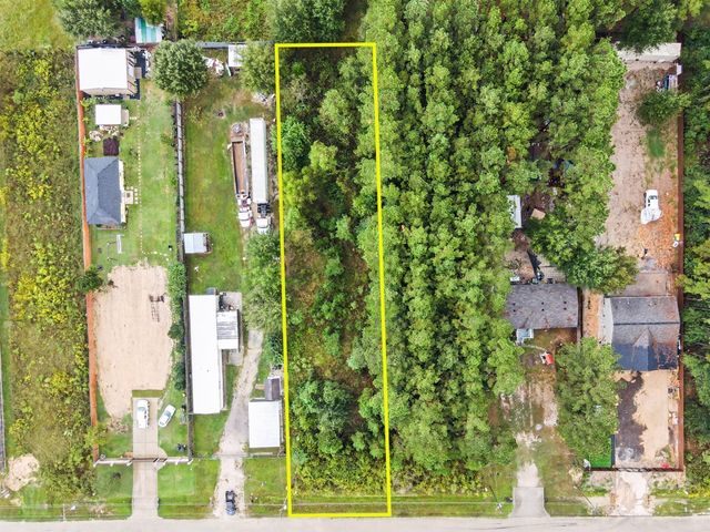 417 County Road 3546 Road, Cleveland, TX 77327