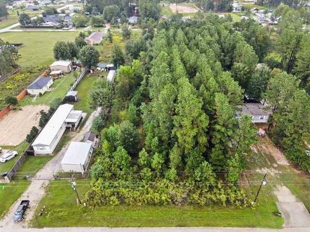 417 County Road 3546 Road, Cleveland, TX 77327