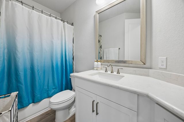 5719 Caracara Street, Manvel, TX 77578