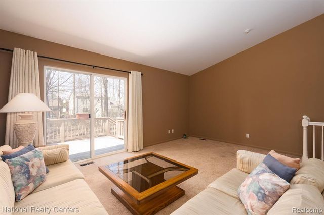 41642 Haggerty Woods Court, Canton, MI 48187