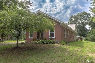 14043 Gayville Road, La Salle, MI 48145
