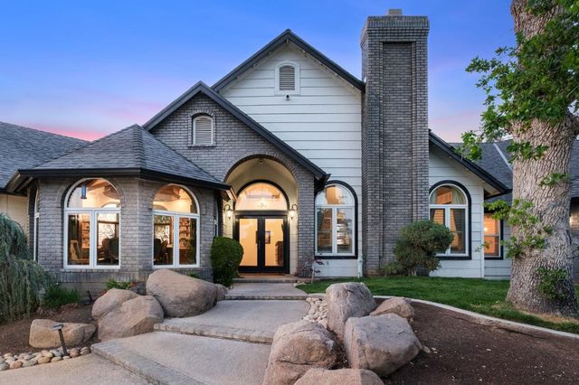 17159 Coyote Pass Lane, Clovis, CA 93619