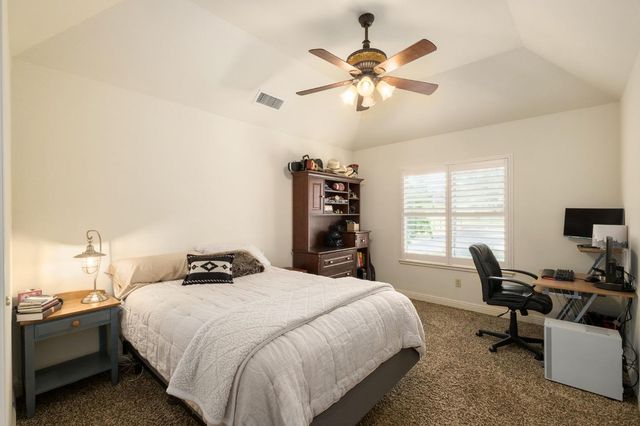 17159 Coyote Pass Lane, Clovis, CA 93619