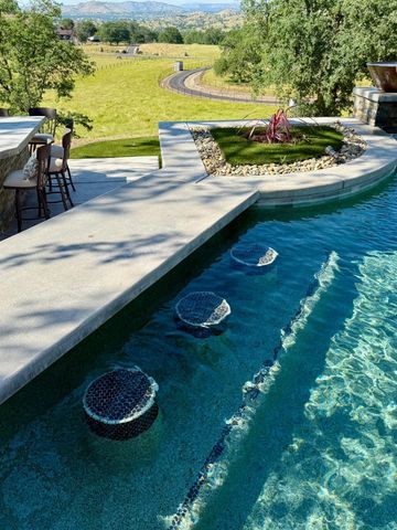 17159 Coyote Pass Lane, Clovis, CA 93619