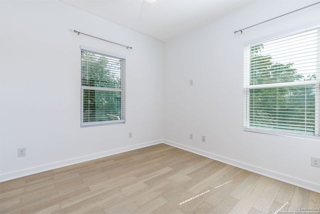 2507 E Commerce 2, San Antonio, TX 78203