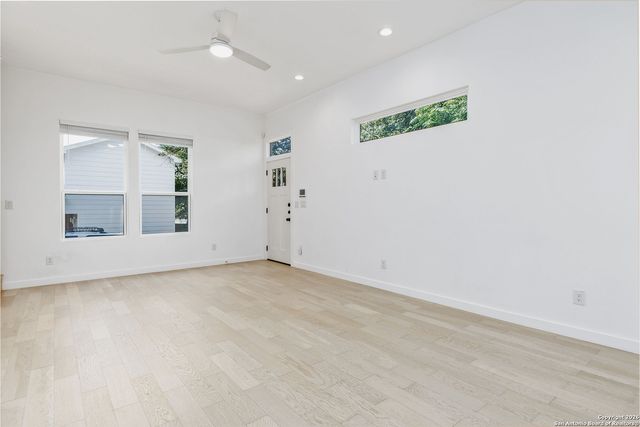 2507 E Commerce 2, San Antonio, TX 78203