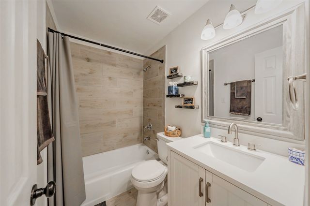 1306 E Lovers Lane, Arlington, TX 76010