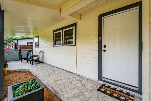 1306 E Lovers Lane, Arlington, TX 76010