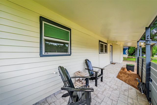 1306 E Lovers Lane, Arlington, TX 76010