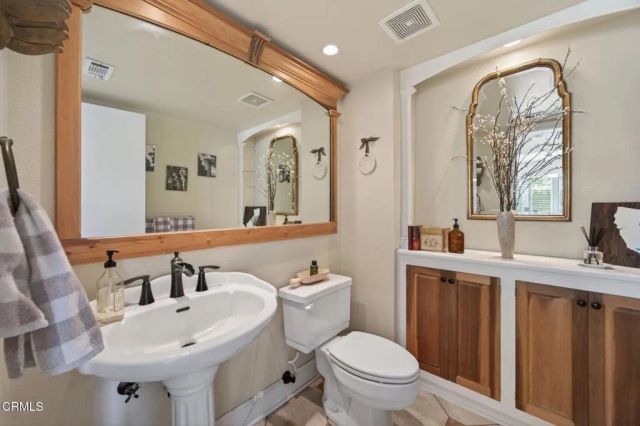 145 Japonica Court, Camarillo, CA 93012