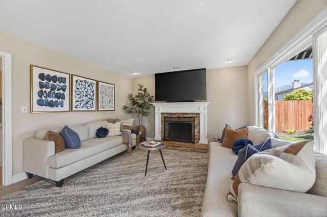 145 Japonica Court, Camarillo, CA 93012
