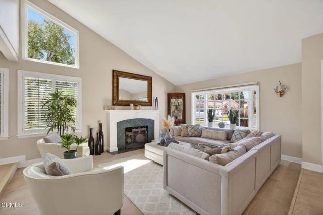 145 Japonica Court, Camarillo, CA 93012